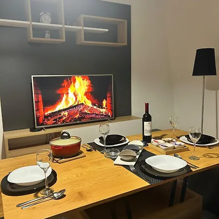 Apartamento Groodvy Lucky 7 - Free Private Parking *