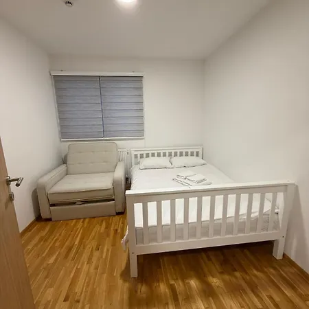 Apartamento Groodvy Lucky 7 - Free Private Parking *
